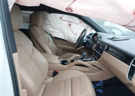 2021 Porsche Cayenne z USA, uszkodzony, nr VIN WP1AA2AY1MDA07537